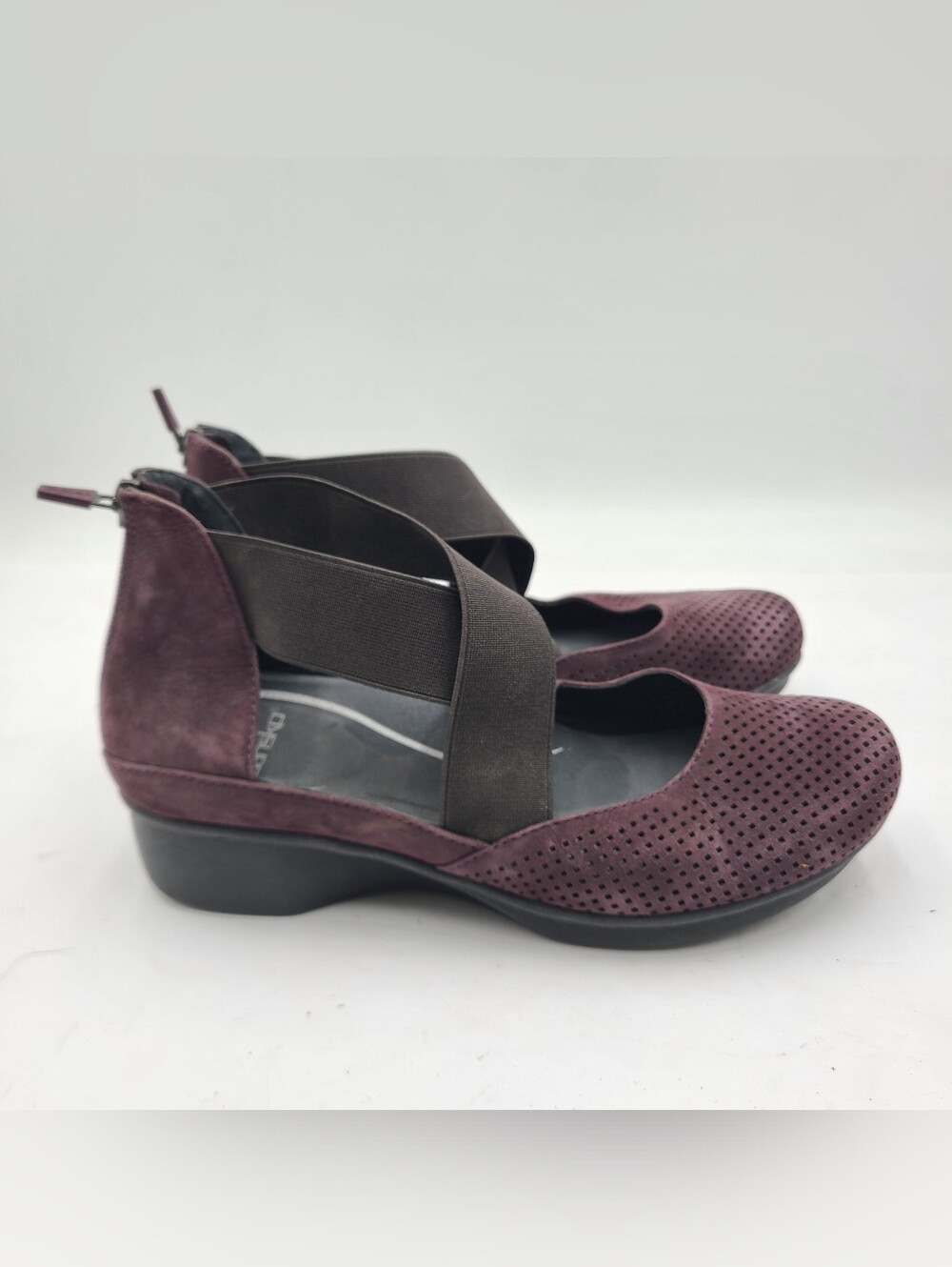 B38 Dansko Laura Perforated Purple Nubuck Cross-Strap Wedge Heel Shoe Sz 40 /9